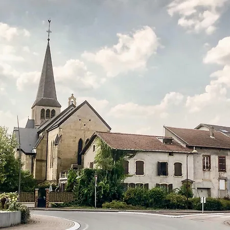 100m2, Jardin Prive, 3 A