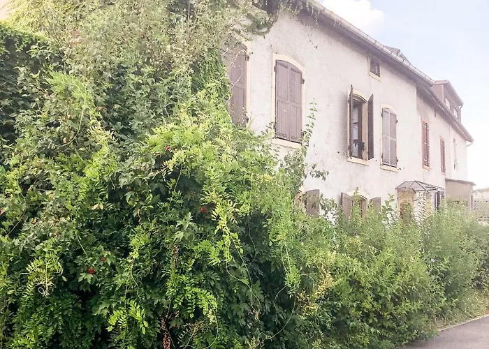 100m2, Jardin Prive, 3 A *